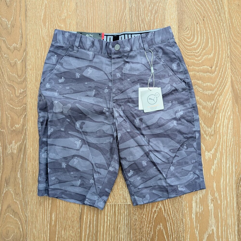 Puma Golf Men's Tailored size 28 Flagstick Camo Shorts Gray Camo